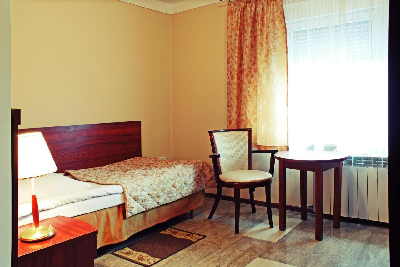 Motel Duet Granowo Exterior foto